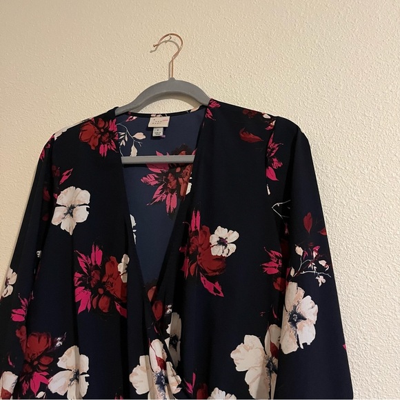 a new day Blue Navy Pink Floral Long Sleeve V Neck Mock Wrap Long Sleeve Small - Picture 2 of 10